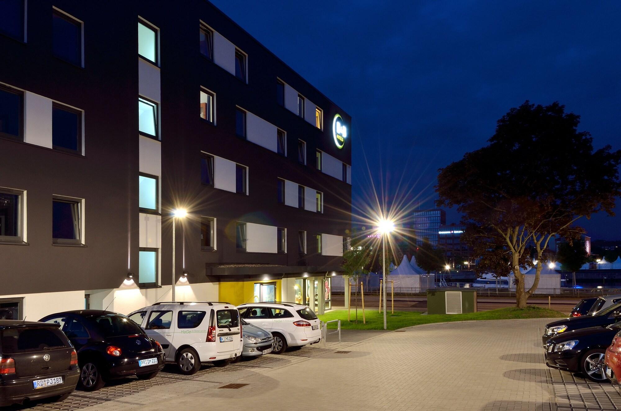 B&B Hotel Kiel-City Esterno foto