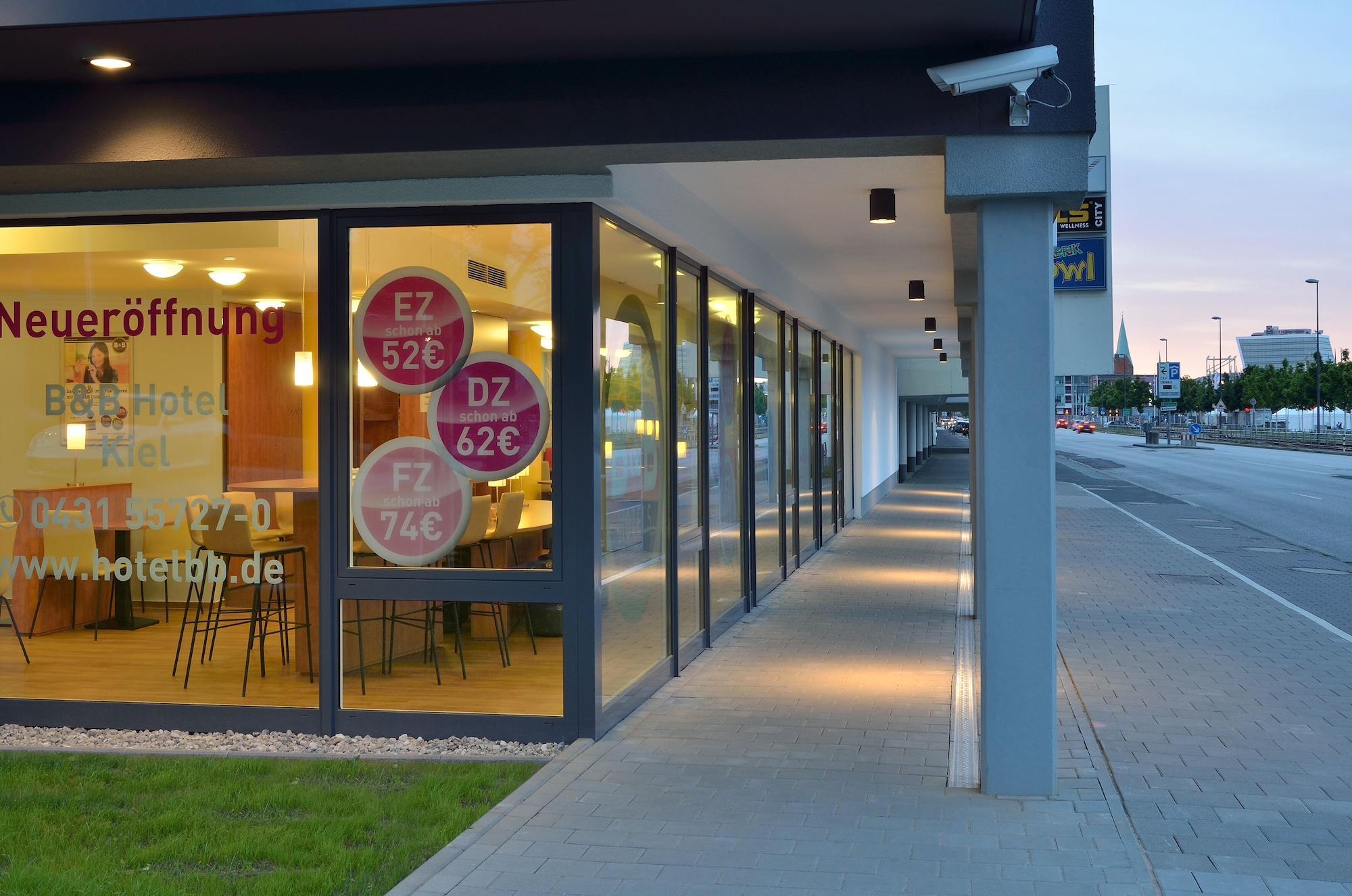 B&B Hotel Kiel-City Esterno foto