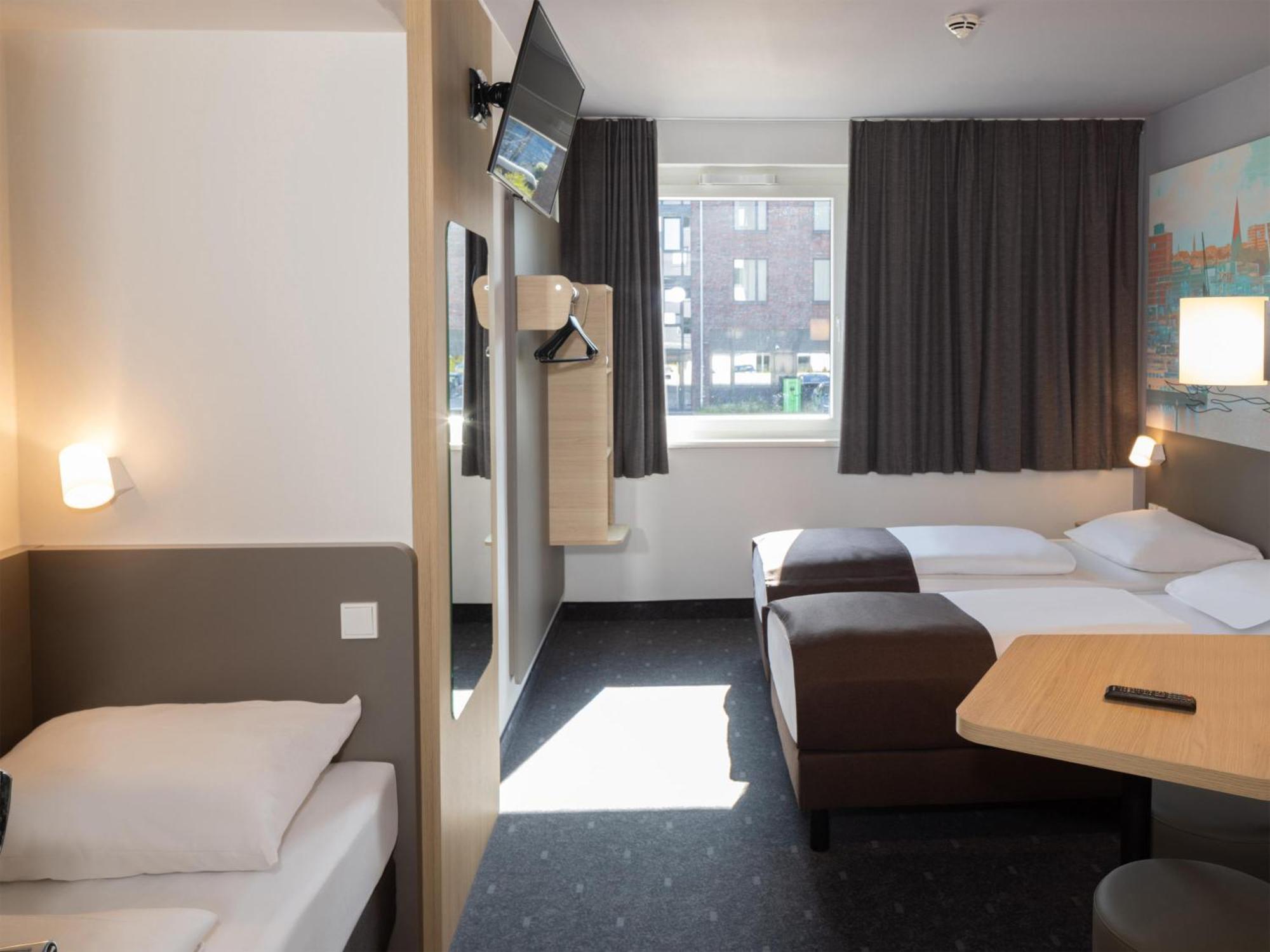 B&B Hotel Kiel-City Esterno foto