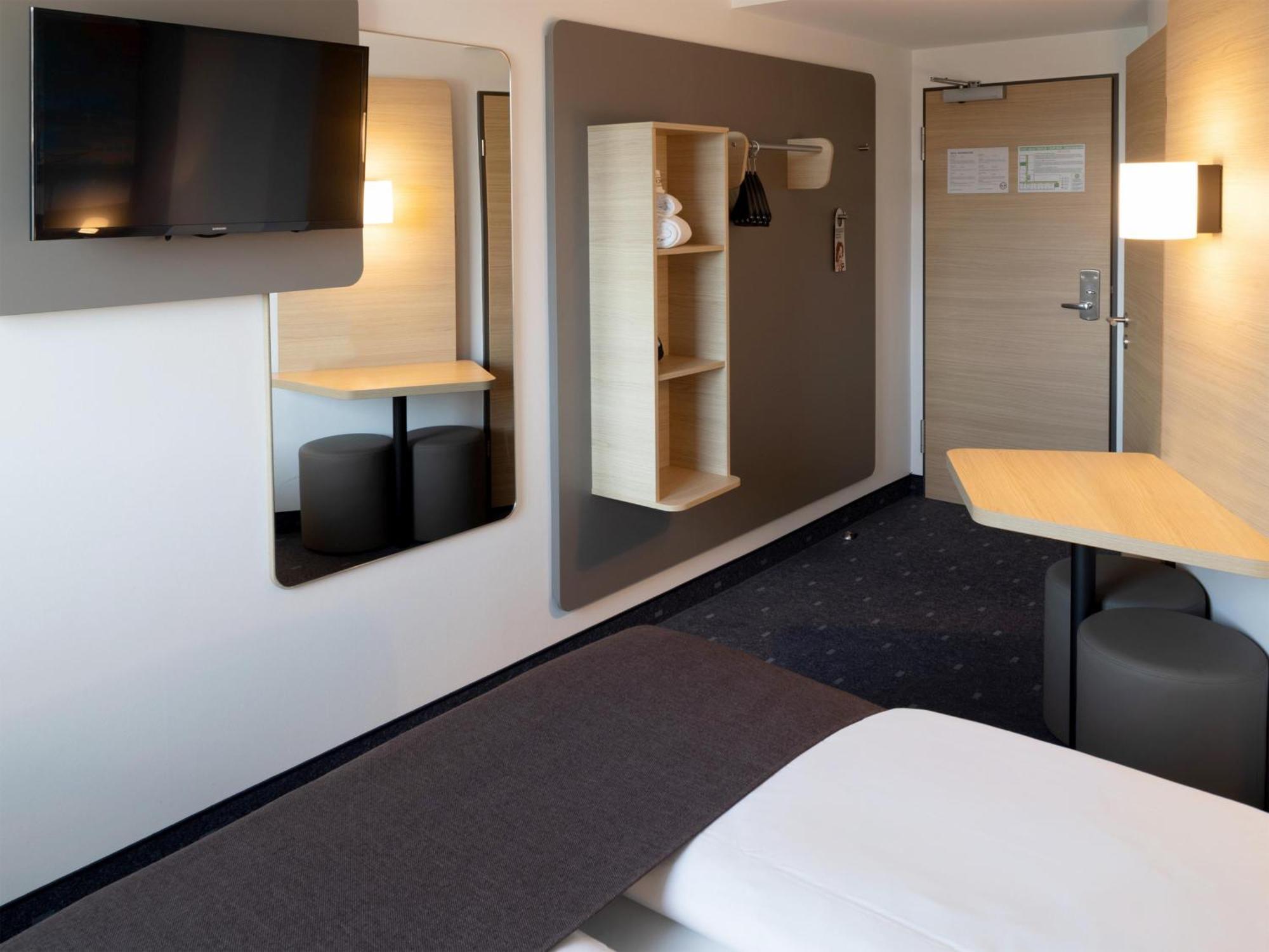 B&B Hotel Kiel-City Esterno foto