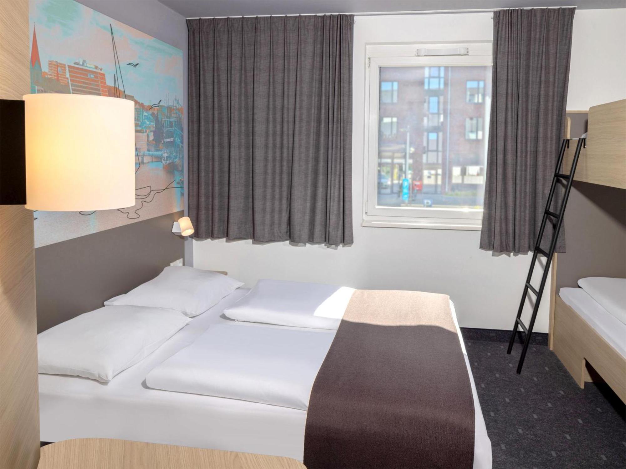 B&B Hotel Kiel-City Esterno foto