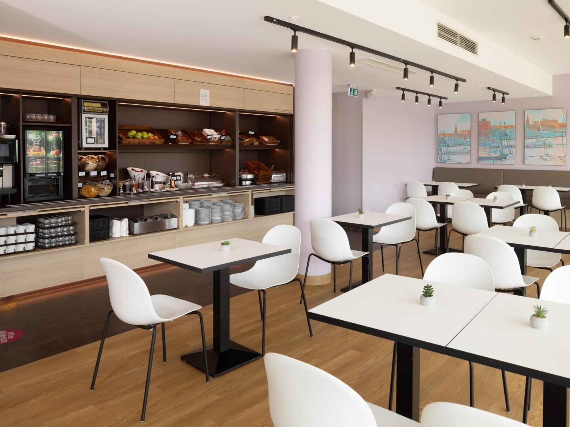 B&B Hotel Kiel-City Esterno foto